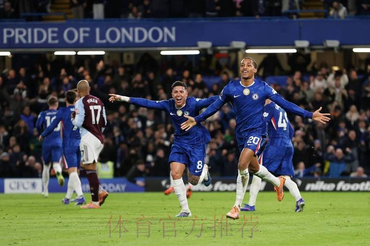 11连胜创历史!维拉2-1逆转切尔西 奇兵双响+绝杀 11连胜创历史!维拉2-1逆转切尔西 奇兵双响+绝杀